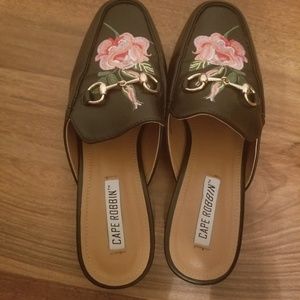 Knock off Steve Maddens